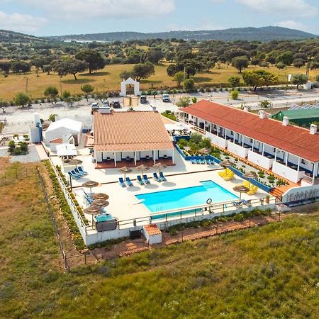 Monte Da Cabeca Gorda Bed and Breakfast Alcáçovas Eksteriør billede